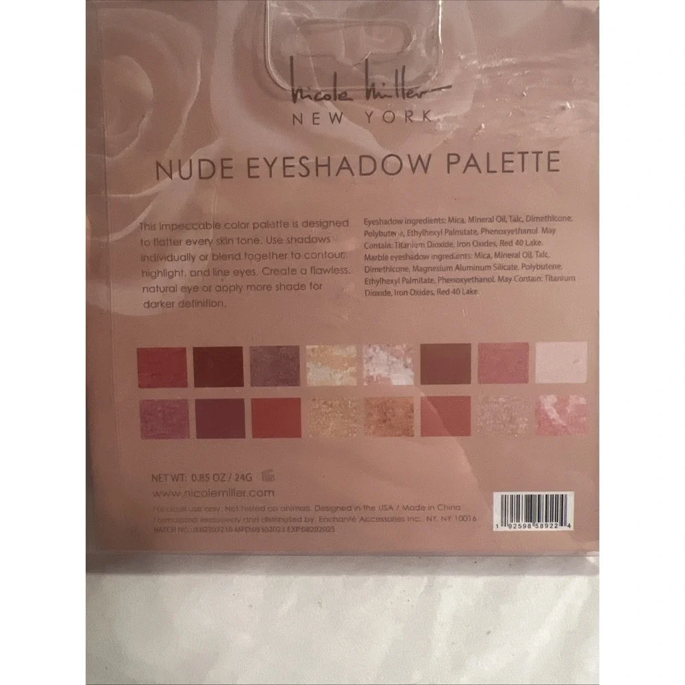 NEW Nicole Miller New York, Bare Beauty Nude Eyeshadow Palette - 16 Shades